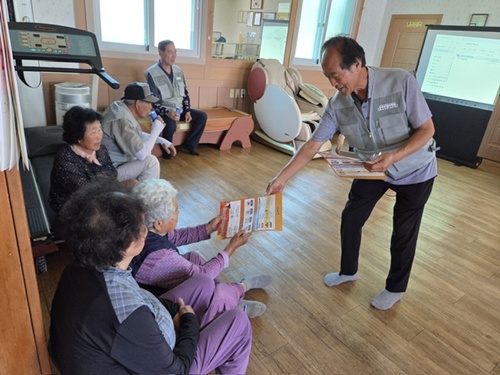 “물·그늘·휴식 꼭 챙기세요”… 홍성군, 농업인 온열질환 예방 총력 기사 이미지