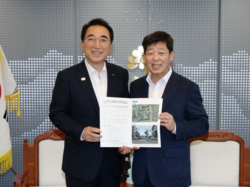 박정주 홍성군수 충남도 첫 건의는 ‘내포신도시’ 심폐소생술 기사 이미지